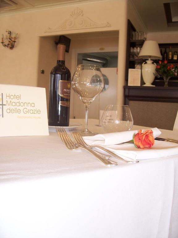 Hotel Madonna Delle Grazie Ceglie Messapica Extérieur photo