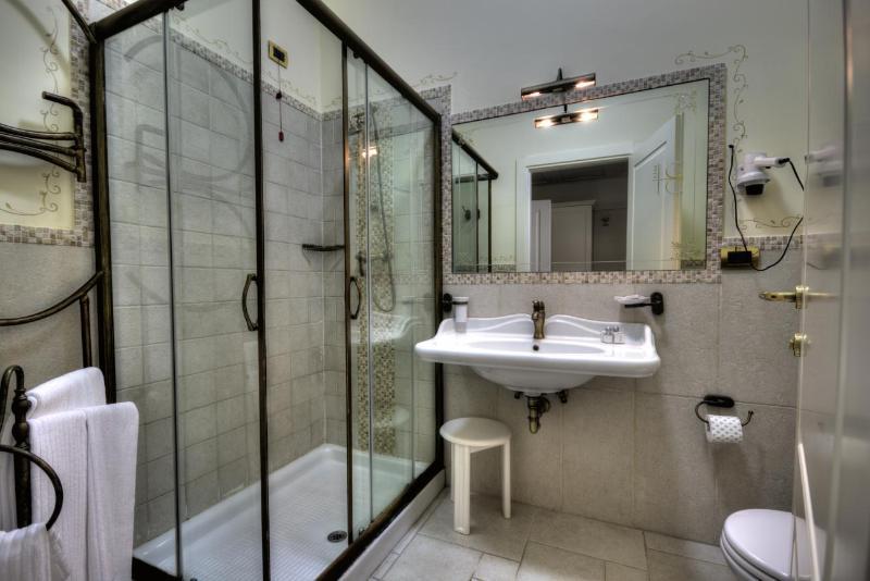 Hotel Madonna Delle Grazie Ceglie Messapica Extérieur photo